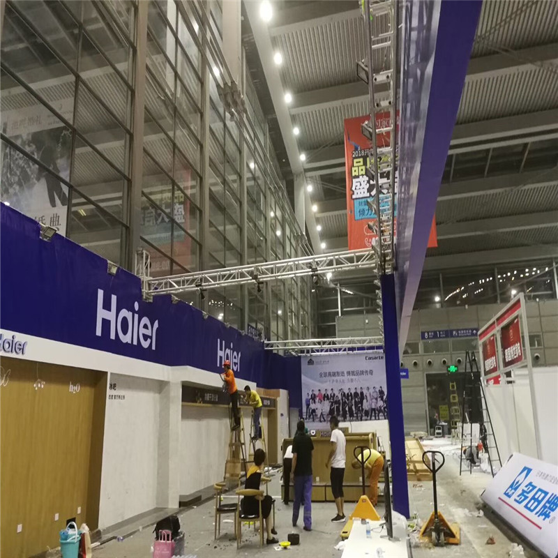 创新展示新思路：展台设计搭建演绎行业风采